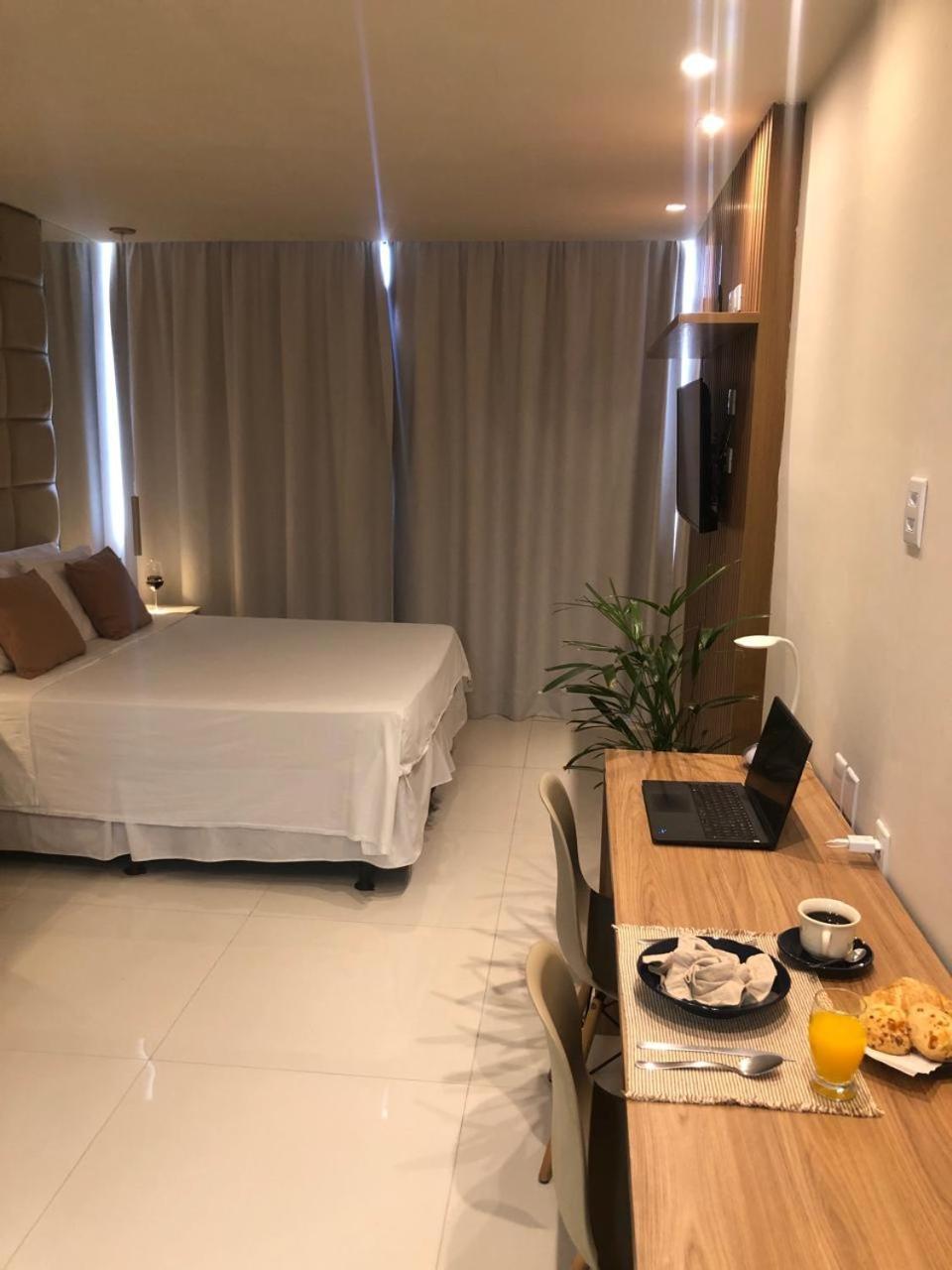 Oito Zero Um - Flat Sol Victoria Marina Apartment Salvador Exterior photo